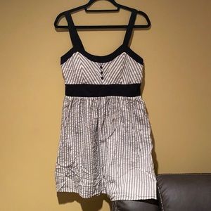 Cute black, gray and white dress